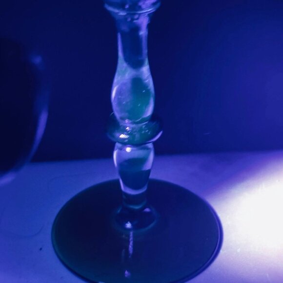 Vintage Tiffin Crystal and Amber Sherry or Small Wine Glasses Uranium Glow - Picture 10 of 13